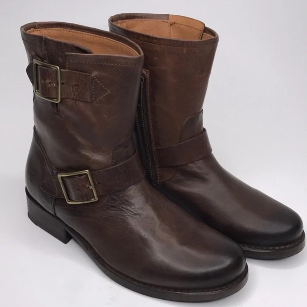 FRYE Vicky Engineer Chocolate Boots sz 7B - Picture 2 of 9